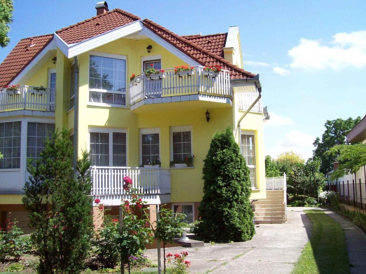 Apartment Siofok, Lake Balaton 1 Екстериор снимка